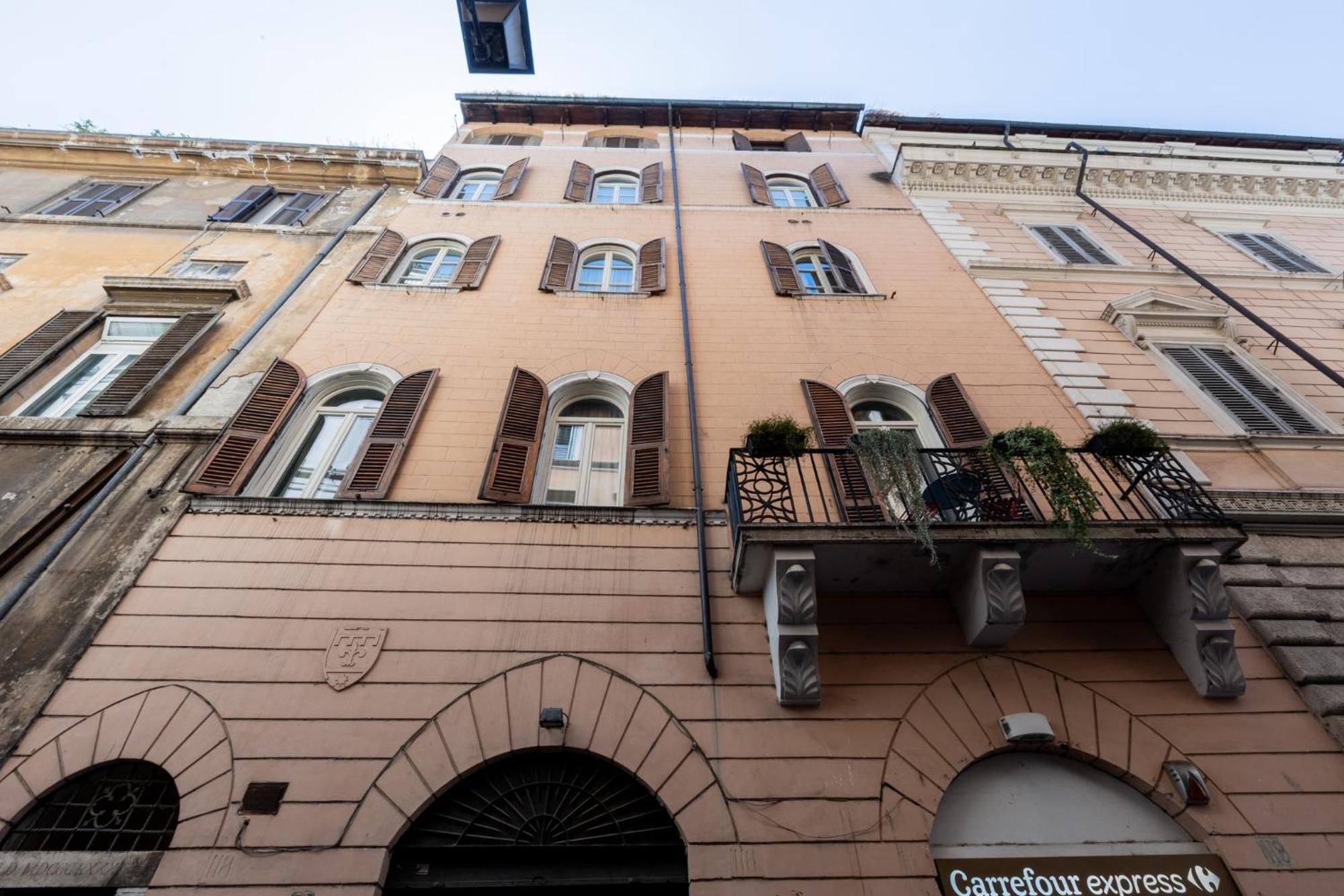 Passepartout Rome Buitenkant foto
